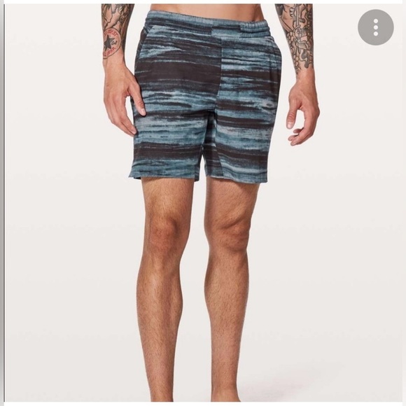 Lululemon Surge Shorts 6” High Tide Multi Elastic Blue Size M - Picture 1 of 14